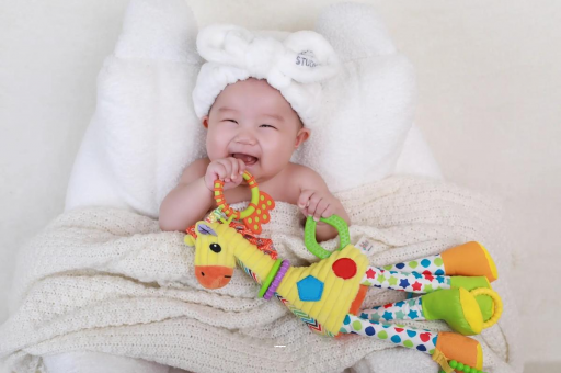 上海6岁宝宝掉头发正常吗